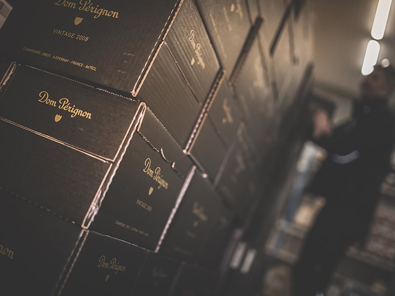 Dom Pérignon is een echte Champagne klassieker. Gekenmerkt door hoge kwaliteit en groot volume
